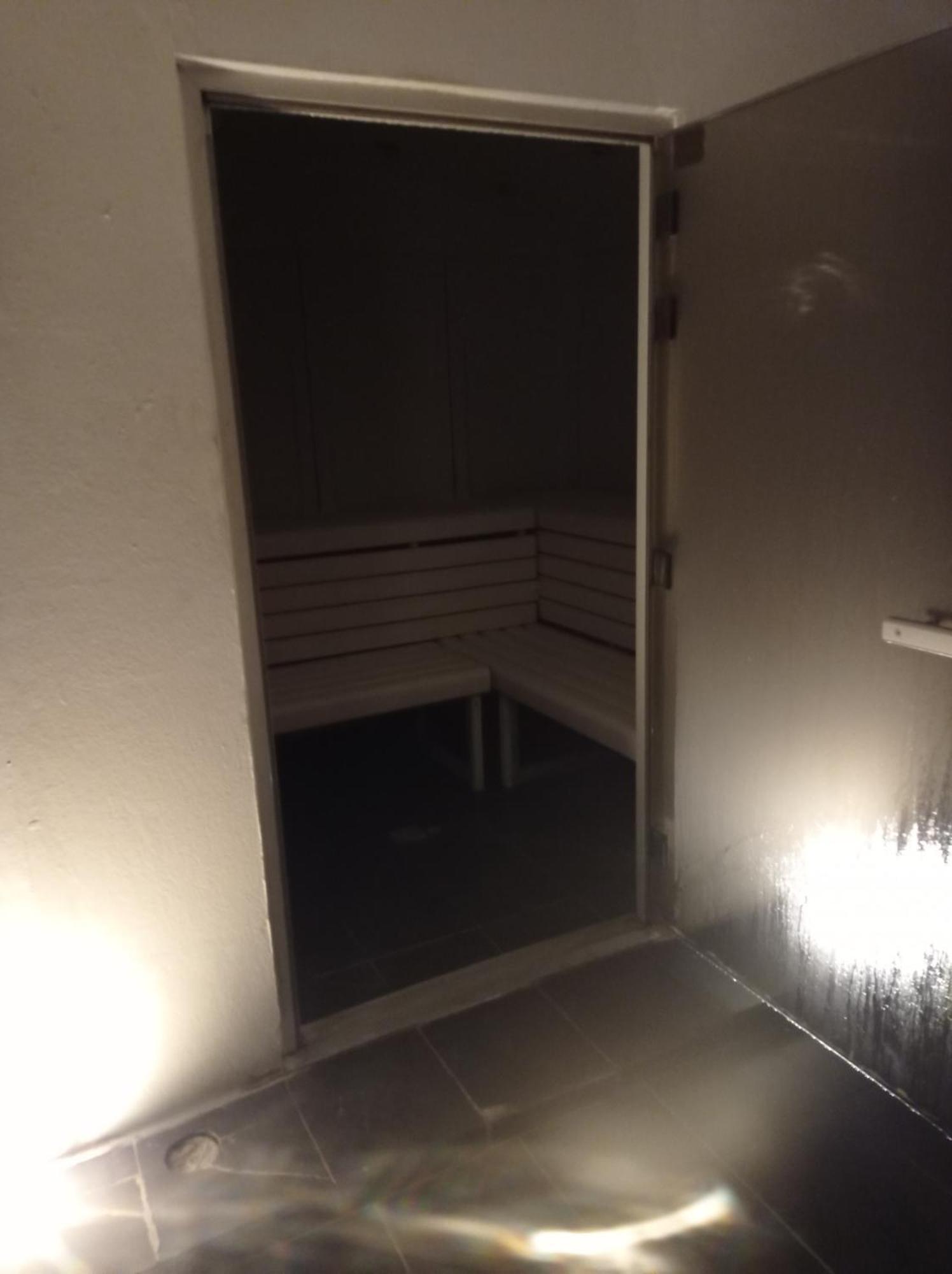 Residence Amann Appartement Et Spa Hammam Sauna Jacuzzi Marcory Exterior foto