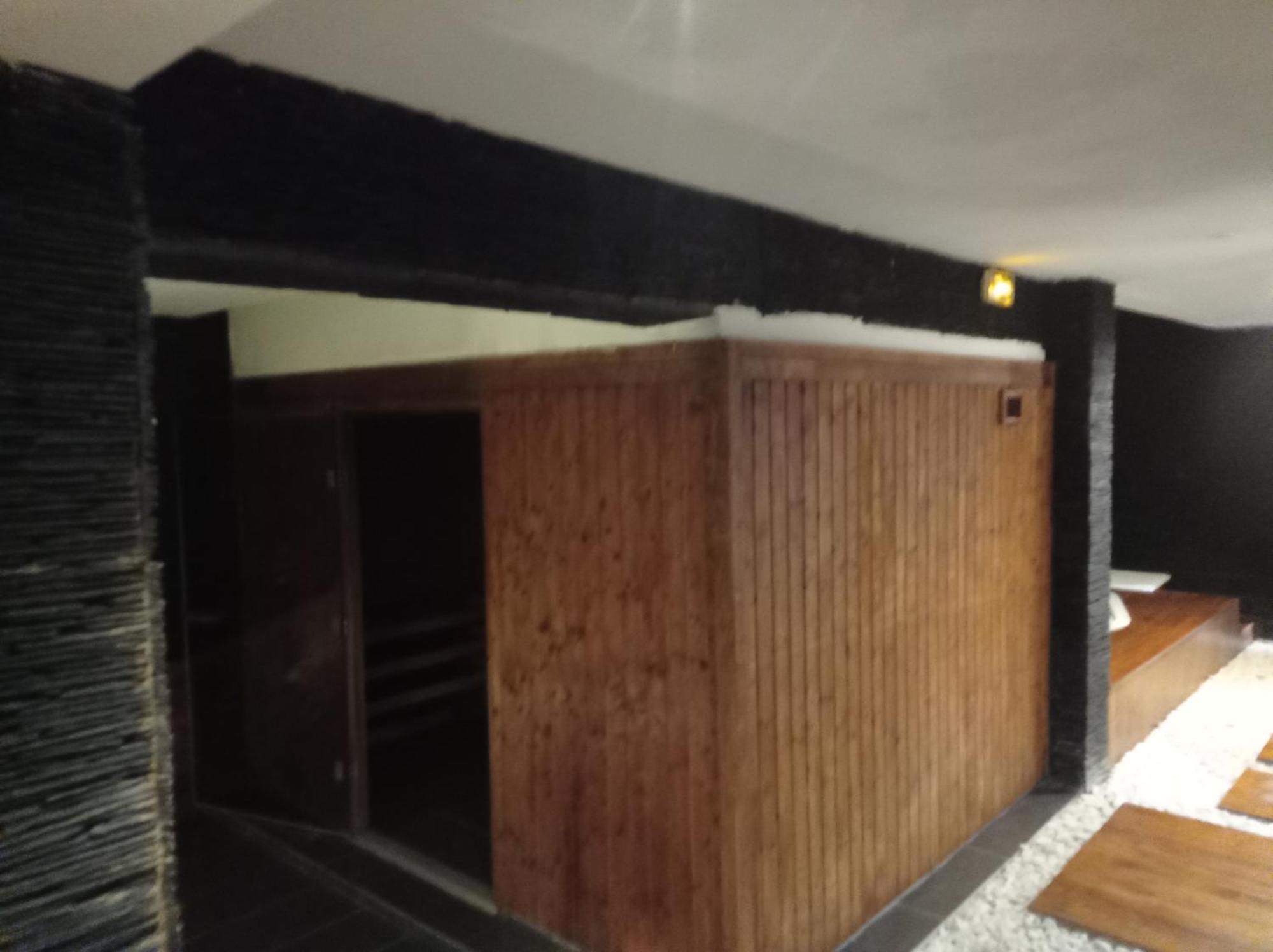 Residence Amann Appartement Et Spa Hammam Sauna Jacuzzi Marcory Exterior foto