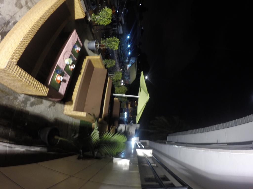 Residence Amann Appartement Et Spa Hammam Sauna Jacuzzi Marcory Exterior foto