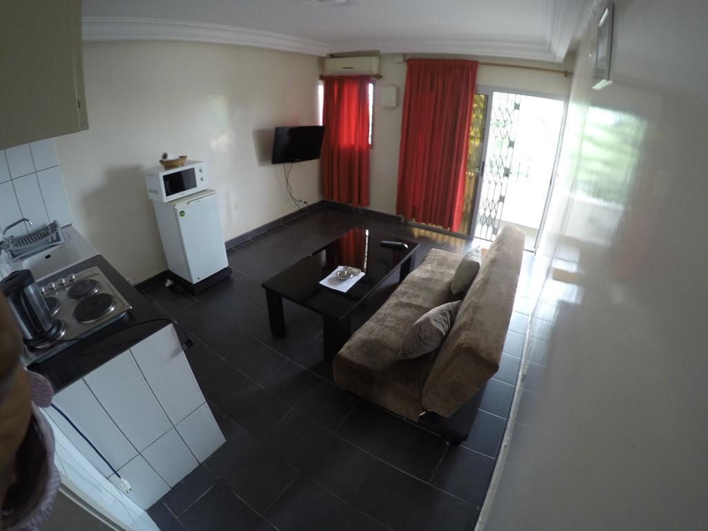 Residence Amann Appartement Et Spa Hammam Sauna Jacuzzi Marcory Exterior foto