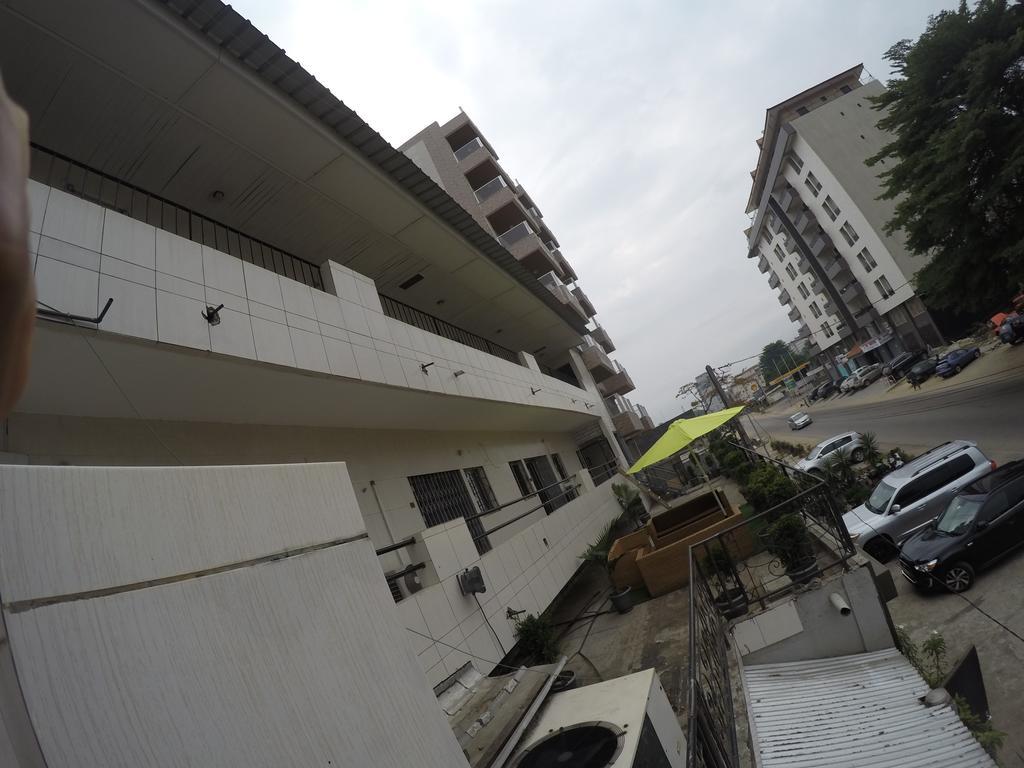 Residence Amann Appartement Et Spa Hammam Sauna Jacuzzi Marcory Exterior foto